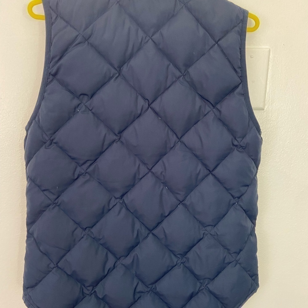 J. CREW Quilted Down Puffer Vest Size XS Navy Dark Blue Preppy Cozy - Picture 2 of 12